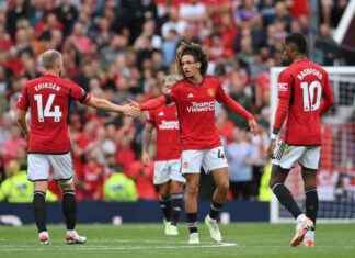 Celtic Set to Hijack Rangers’ Move for Man United Star in Old Firm Transfer Battle news-10082024-185916