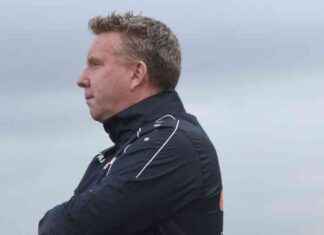 Mike Cook Prepares for Taunton Town Match news-10082024-190549