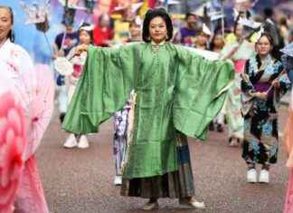 Belfast Mela Carnival Parade: 9 Days of Dazzling Diversity news-18082024-102001