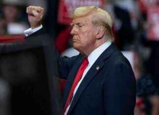 Gunshots Fired Near Donald Trump by Campaign Chief: What Happened? news-15092024-232955