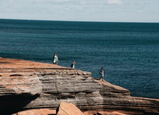 Waka Lisburn: Discover Why It’s The Ultimate Adventure Spot